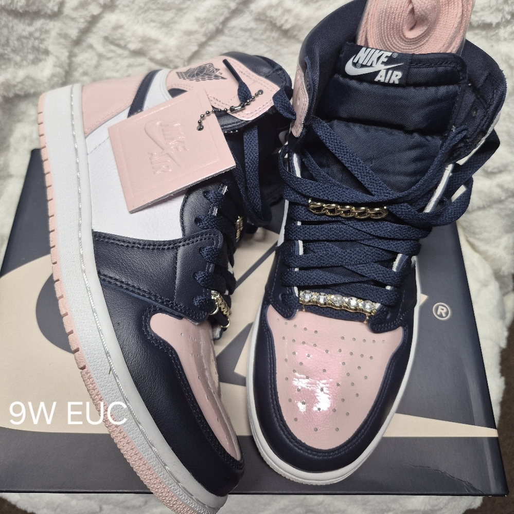 Nike Women's Air Sneakers - Pink and Navy